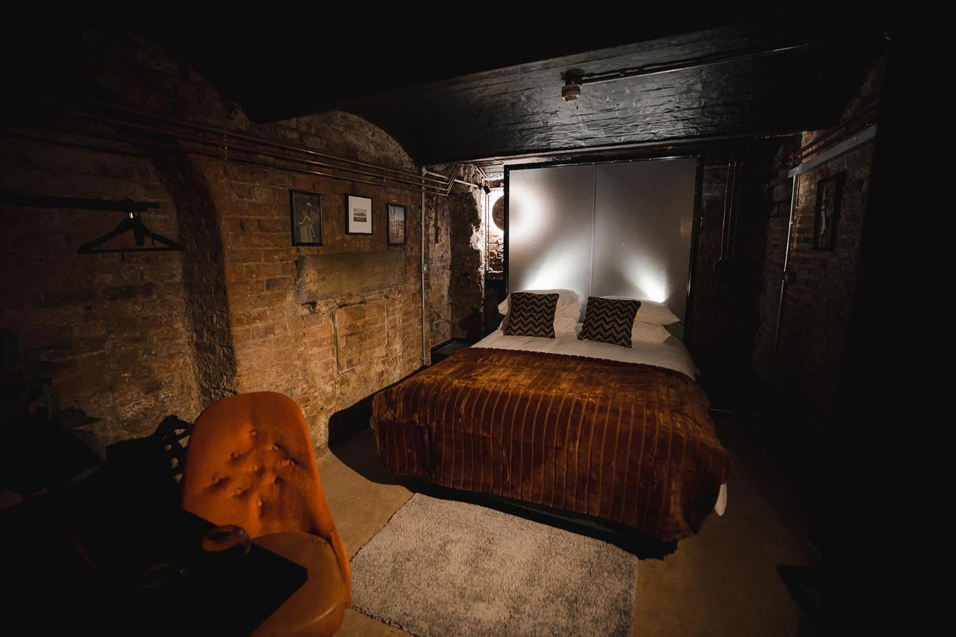 Hotel Impossible *